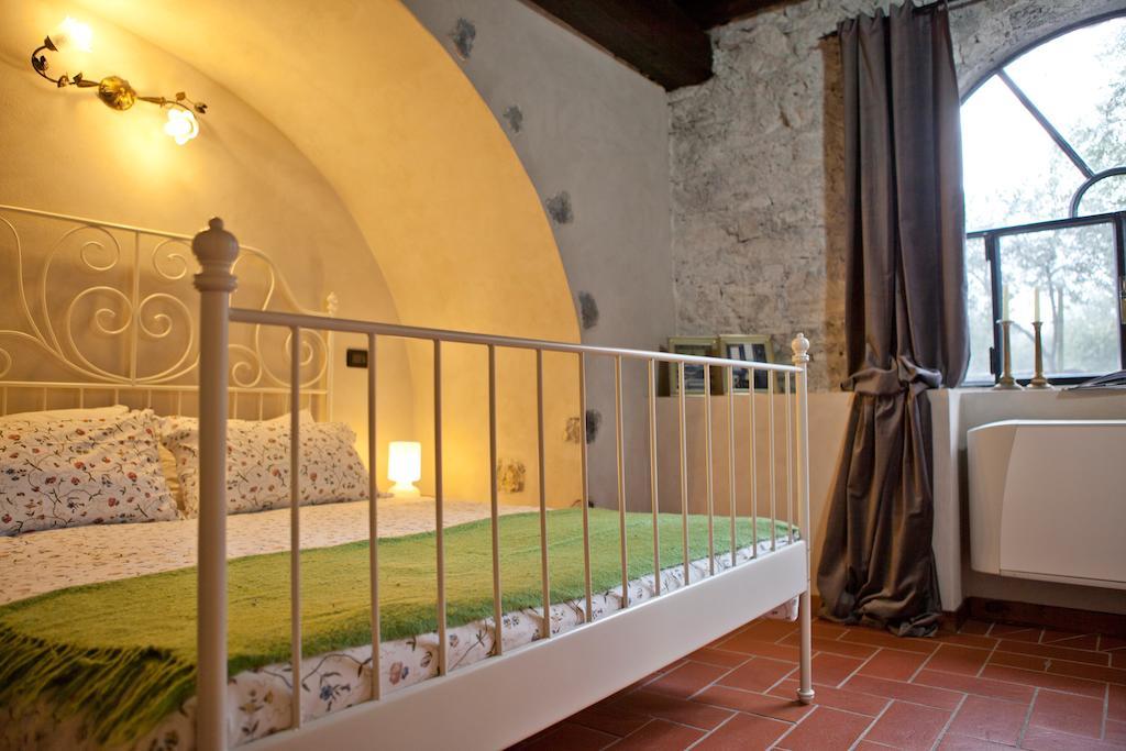 Апарт отель Castello Oldofredi Монте-Изола Номер фото